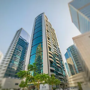 Apartahotel First